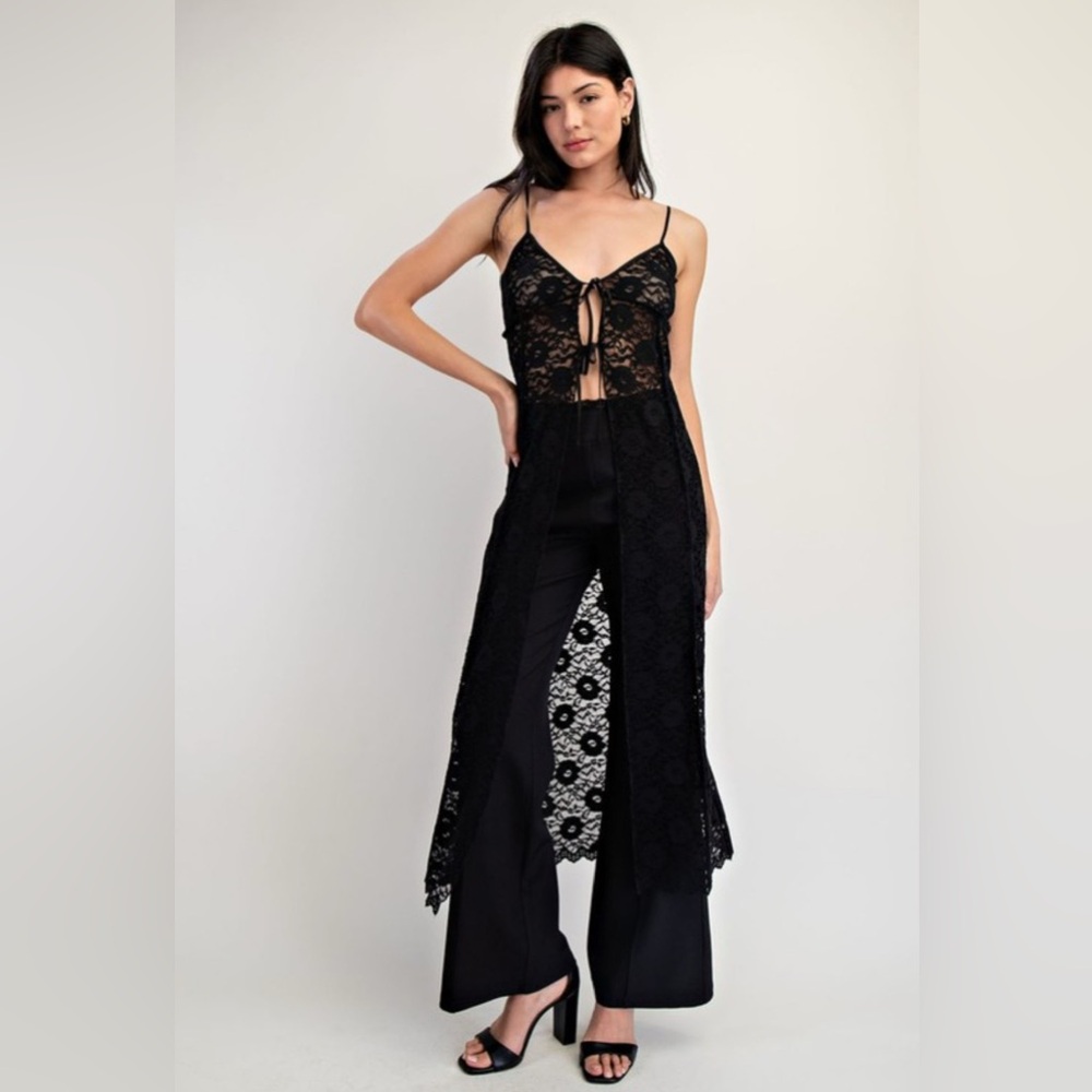 Elegant Black Lace Overlay Top